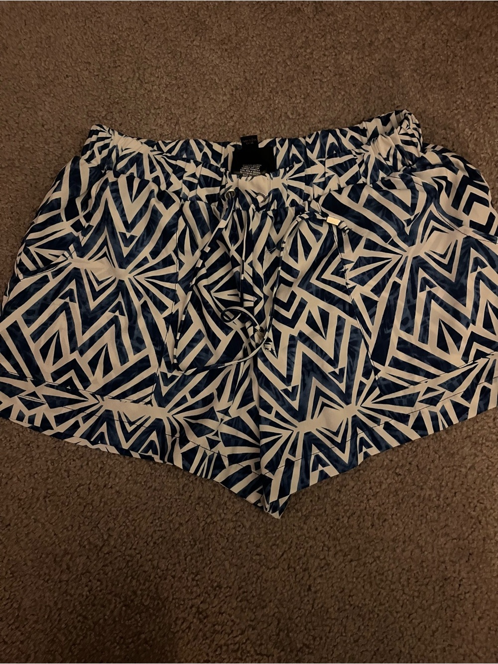 Women’s Blue & White Geometric Elastic-Waist Shorts